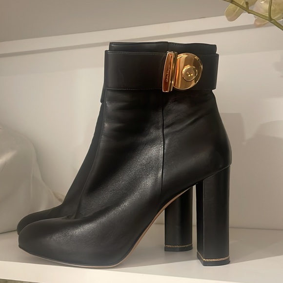 Booties - Picture 9 of 17